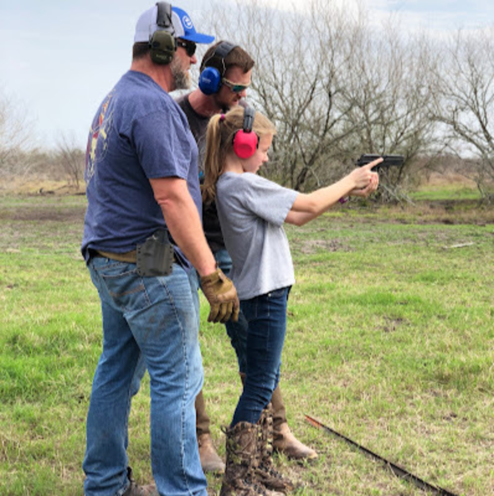 Meet your Posher, Halle